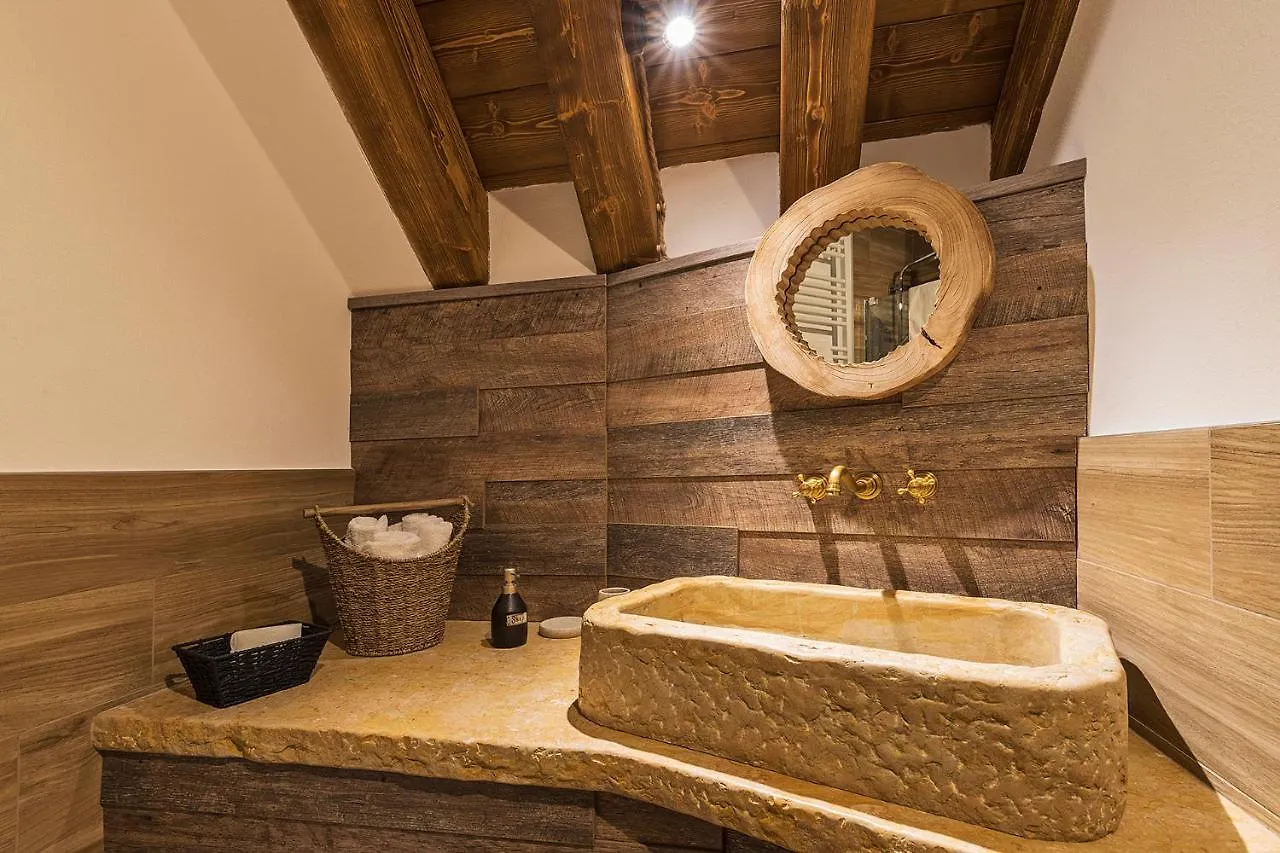 Malga Laben Bed & Breakfast Velo Veronese Italy